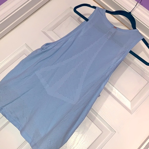 New pink seamless workout top - Picture 5 of 6